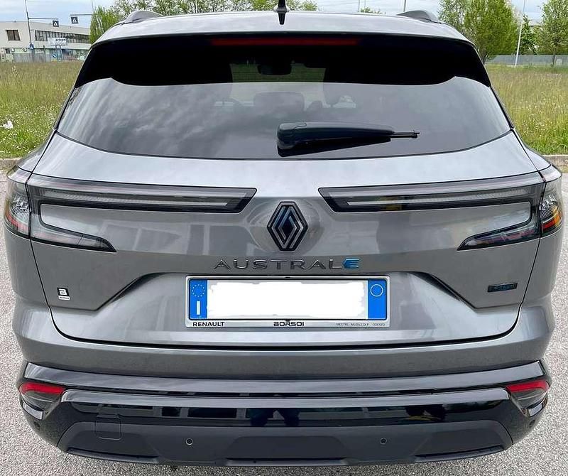 Usata Renault Austral Techno Esprit Alpine 199 CV (146 kW) 2024 Nero SUV