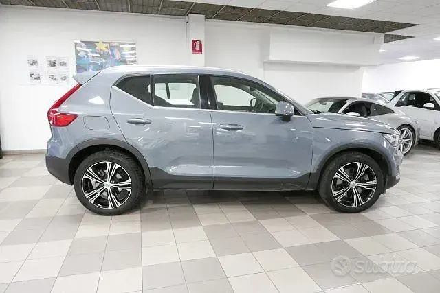 Usata Volvo XC40 Inscription 179 CV (131 kW) 2021 Grigio SUV