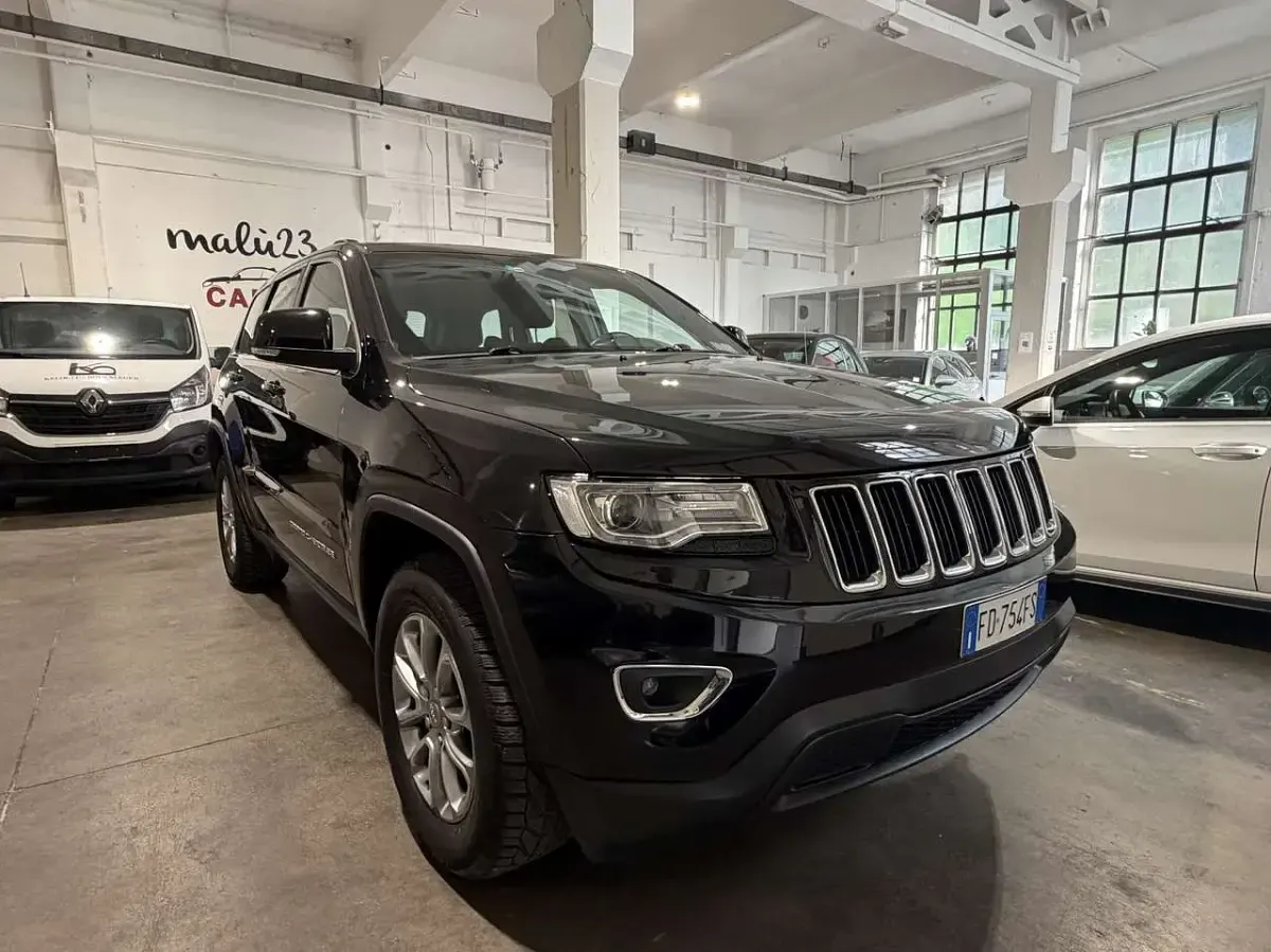 Usata Jeep Grand Cherokee Overland 241 CV (177 kW) 2016 Nero SUV