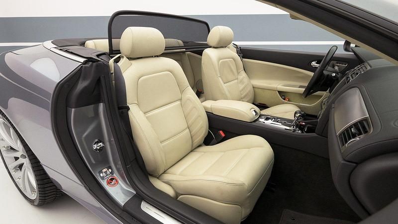 Usata Jaguar XKR S 416 CV (305 kW) 2008 Grigio metallizzato Cabrio