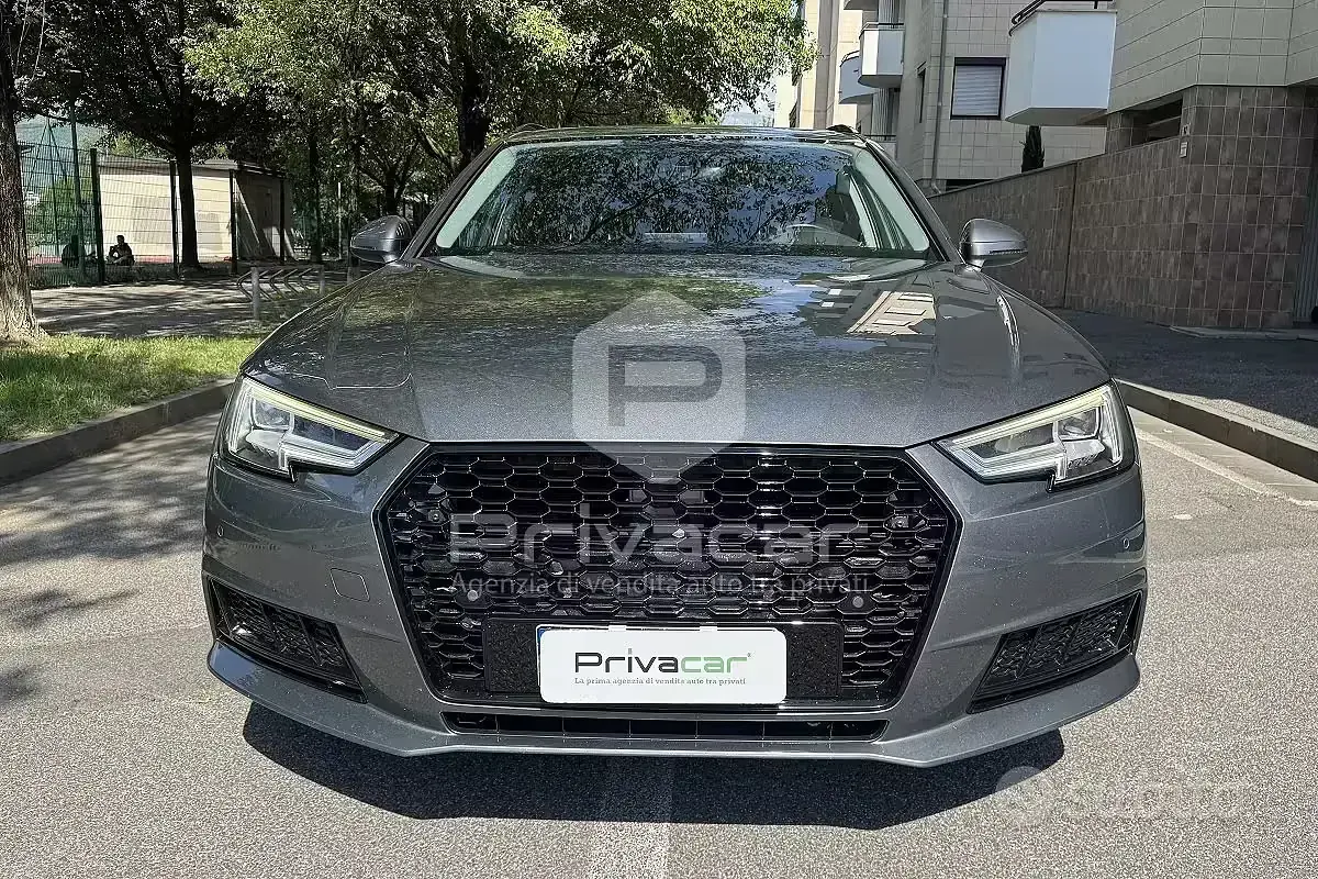 Usata Audi A4 Business 190 CV (139 kW) 2017 Grigio Station wagon