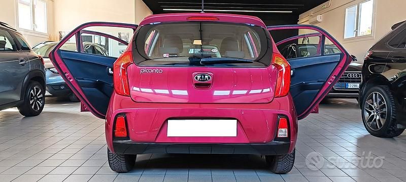 Occasion Kia Picanto 67 ch (49 kW) 2016 Violet Citadine