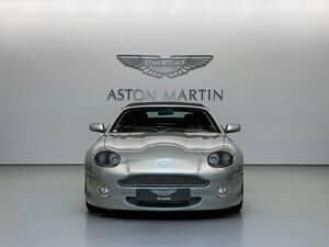 Usata Aston Martin DB7 426 CV (313 kW) 2003 Argento Cabrio
