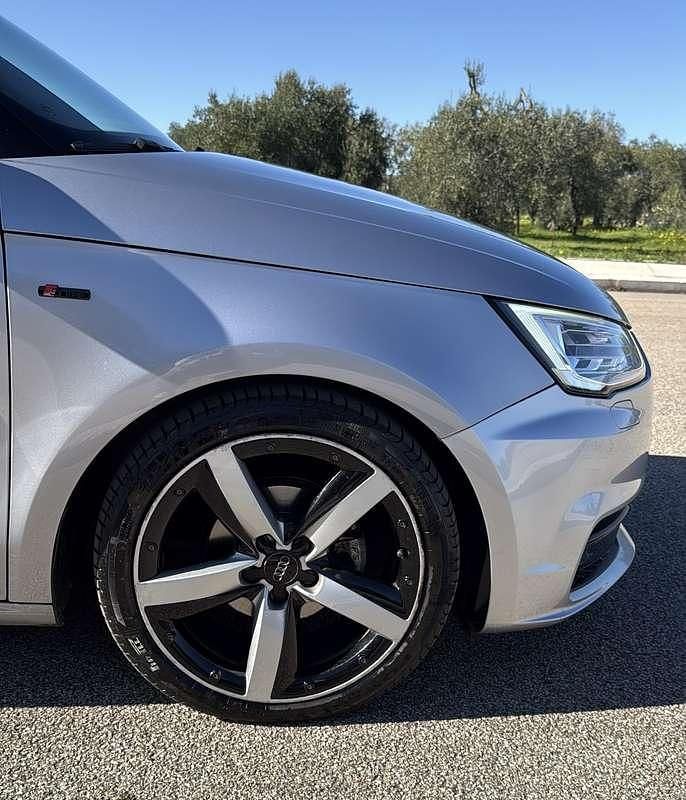 Usata Audi A1 90 CV (66 kW) 2015 Grigio Berlina