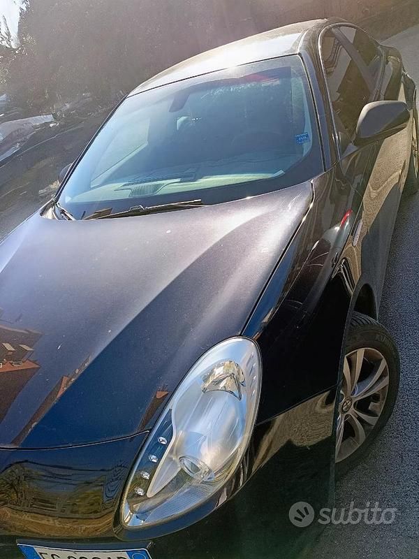 Usata Alfa Romeo Giulietta 105 CV (77 kW) 2014 Nero