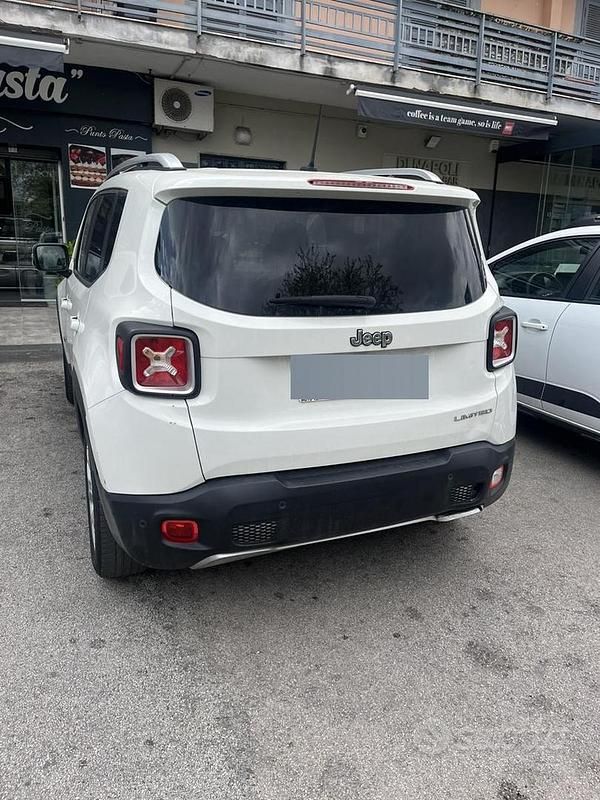 Usata Jeep Renegade 120 CV (88 kW) 2016 Bianco SUV