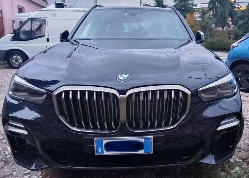 Blu/azzurro Usata 2020 BMW X5 M Sport SUV | 48.000 € (Buon prezzo) - Immagine 1/4
