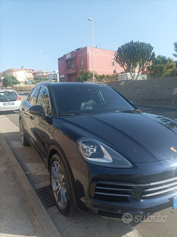 Usata Porsche Cayenne 350 CV (257 kW) 2018 Blu SUV