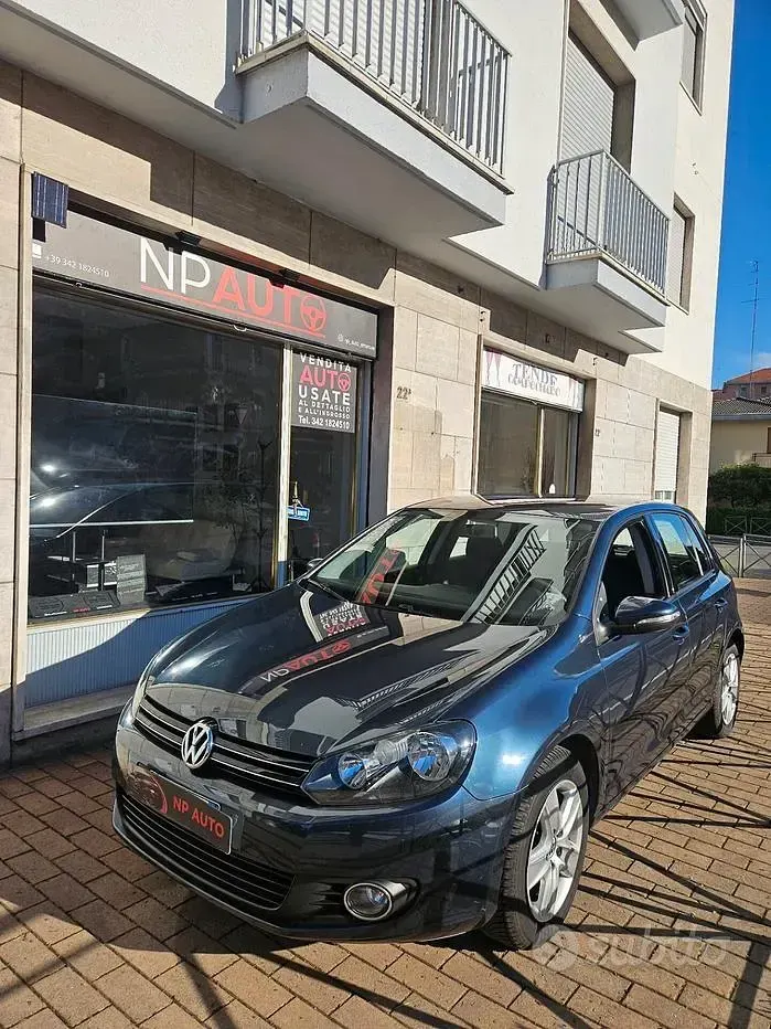 Usata VW Golf VI 105 CV (77 kW) 2009 Bluazzurro Utilitaria
