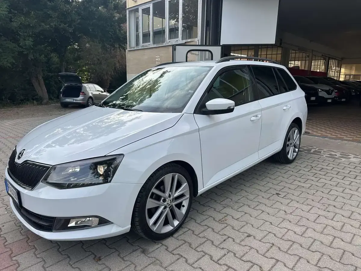 Usata Skoda Fabia Style 90 CV (66 kW) 2015 Other Station wagon