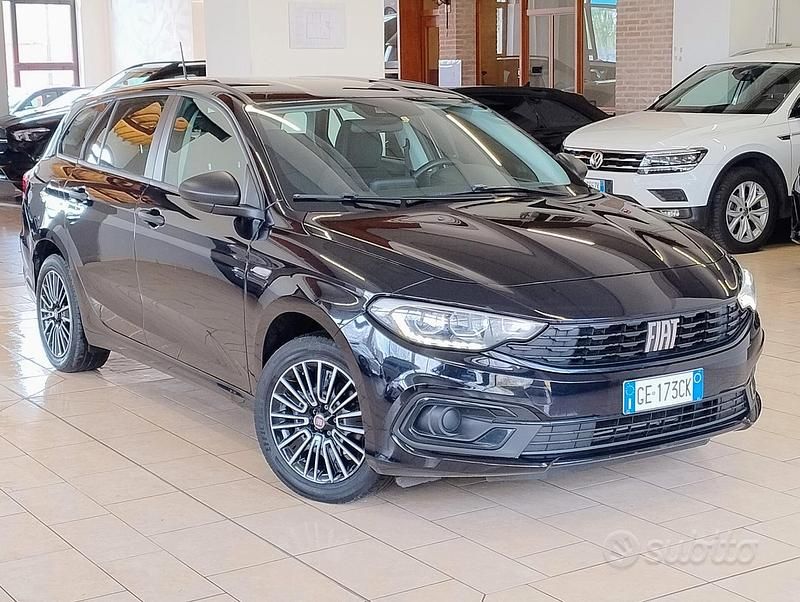 Usata Fiat Tipo Life 101 CV (74 kW) 2021 Blu Station wagon