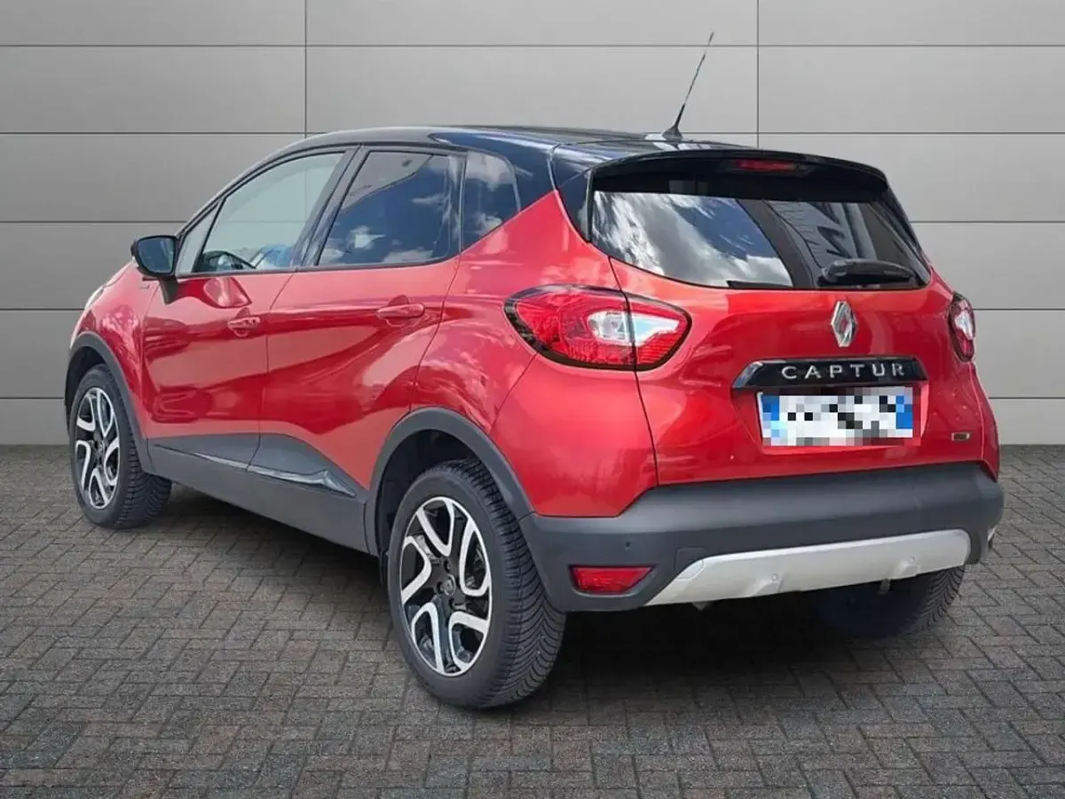 Usata Renault Captur Intens 110 CV (80 kW) 2017 Antracite SUV