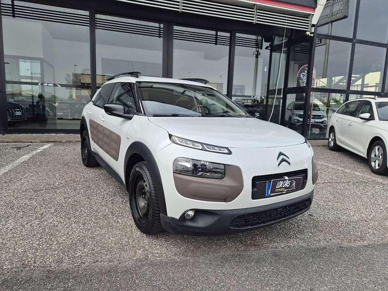 Usata Citroën C4 Shine 99 CV (72 kW) 2015 Bianco SUV