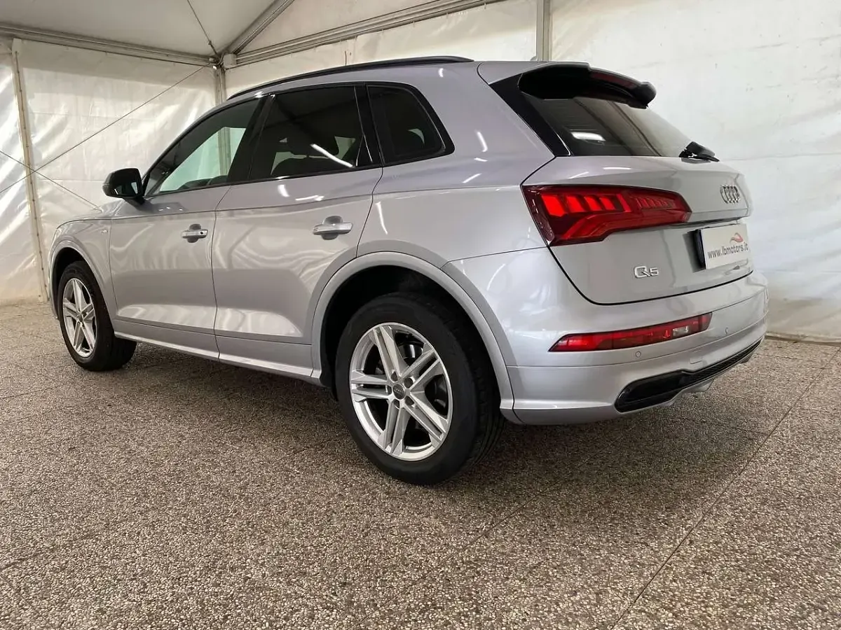 Usata Audi Q5 S-Line 190 CV (139 kW) 2017 Argento SUV