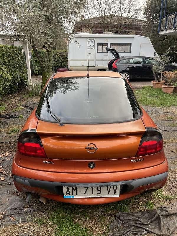 Usata Opel Tigra 90 CV (66 kW) 1997 Coupé