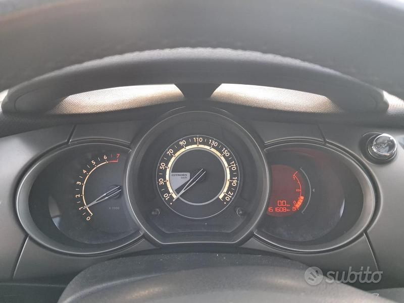 Usata Citroën C3 Feel 82 CV (60 kW) 2016 Nero Utilitaria