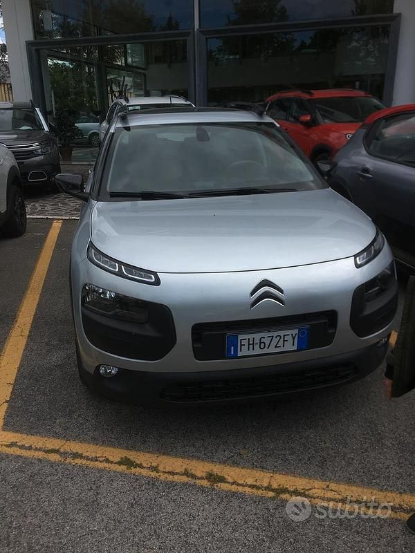 Usata Citroën C4 92 CV (67 kW) 2017 Grigio SUV