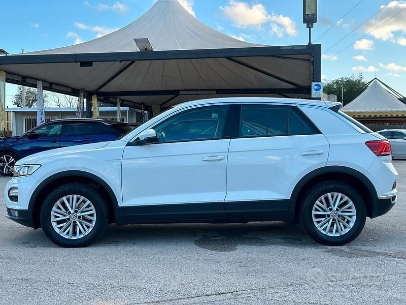 Usata VW T-Roc Business 150 CV (110 kW) 2019 Bianco SUV