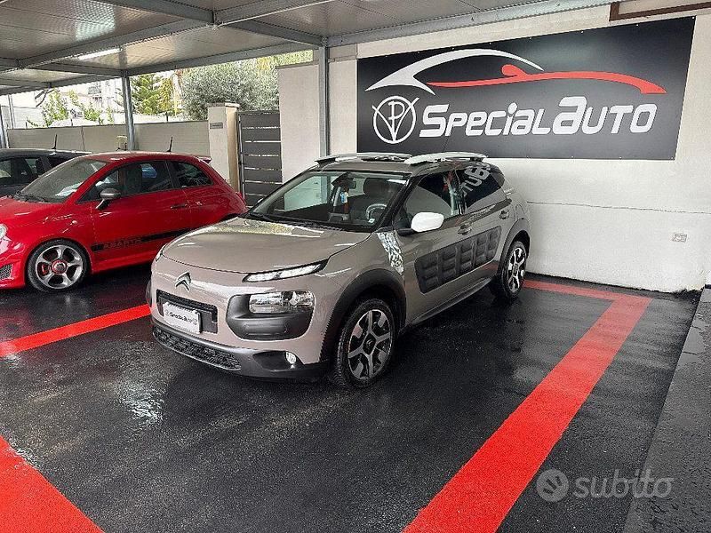 Usata Citroën C4 Rip Curl 100 CV (73 kW) 2016 Grigio SUV