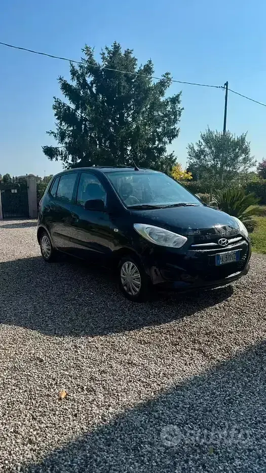 Usata Hyundai i10 69 CV (50 kW) 2012 Nero Utilitaria