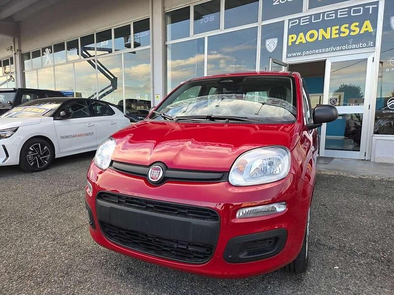 Nuova Fiat Panda S 71 CV (52 kW) 2025 Rosso Utilitaria
