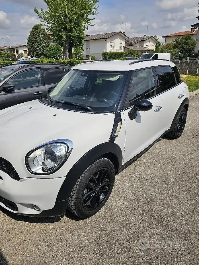 Usata Mini Countryman 143 CV (105 kW) 2015 Bianco SUV