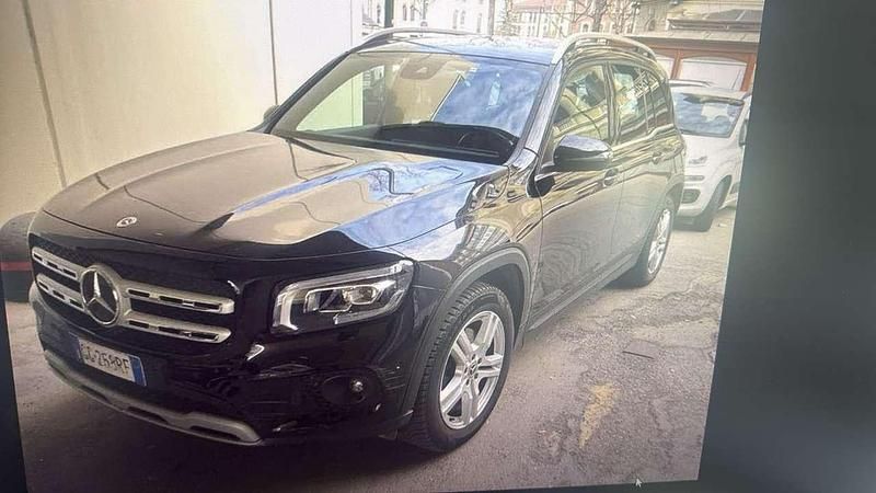 Usata Mercedes GLB200 150 CV (110 kW) 2021 Blu/azzurro SUV