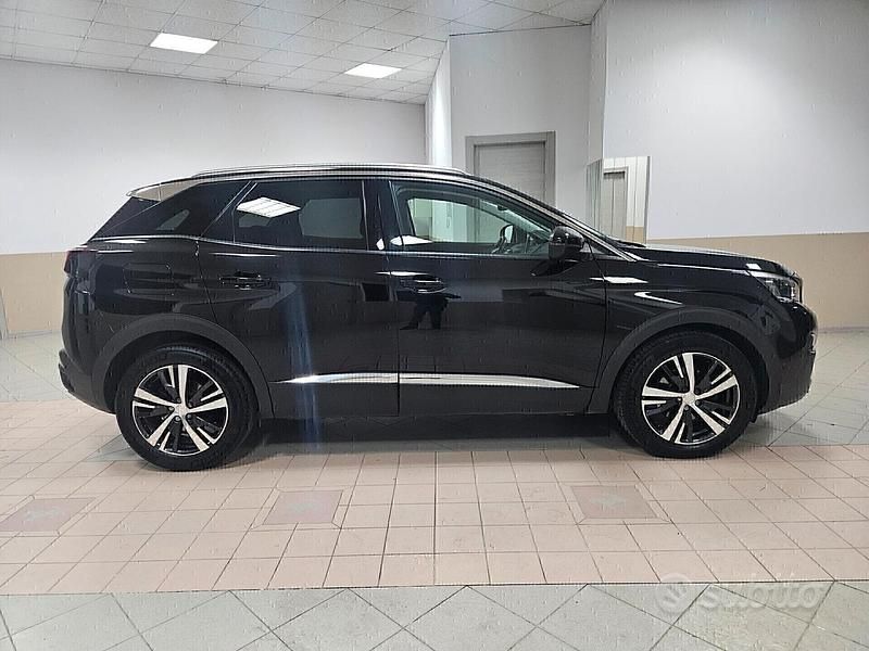 Usata Peugeot 3008 Allure 130 CV (95 kW) 2018 Nero SUV