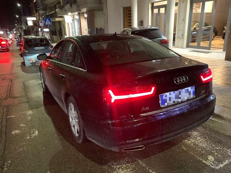 Usata Audi A6 Business 218 CV (160 kW) 2015 Nero Berlina