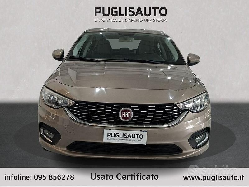 Usata Fiat Tipo Lounge 120 CV (88 kW) 2016 Giallo Berlina