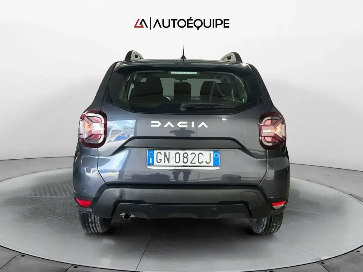 Usata Dacia Duster Expression 101 CV (74 kW) 2023 Grigio SUV
