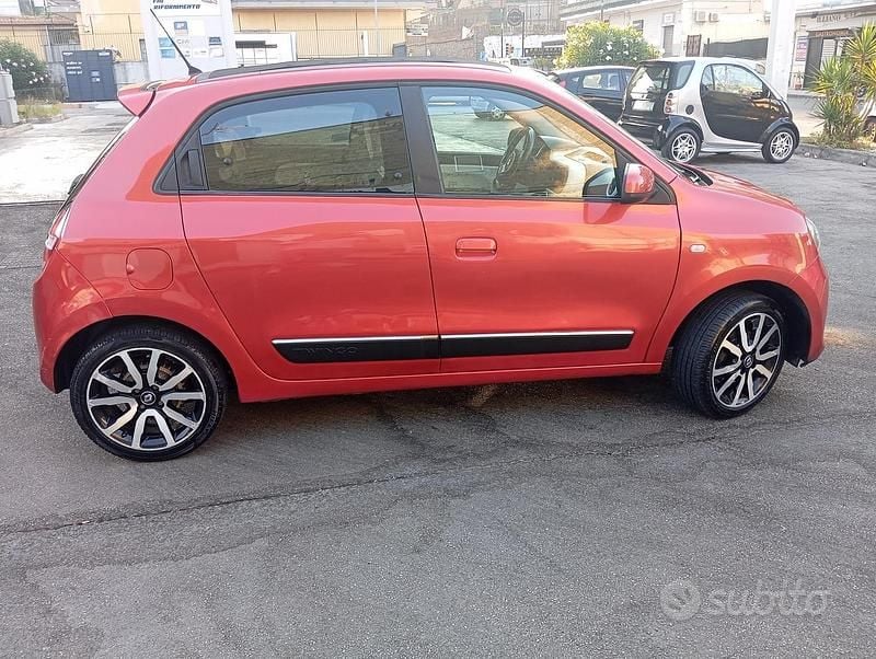 Usata Renault Twingo 69 CV (50 kW) 2017 Utilitaria