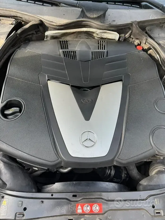 Usata Mercedes CLK320 218 CV (160 kW) 2006 Nero Cabrio