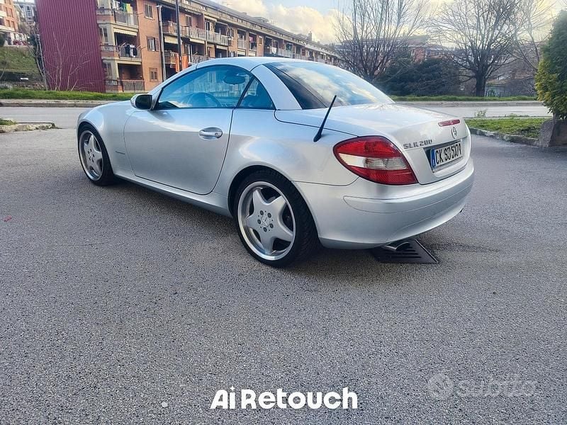 Usata Mercedes SLK200 163 CV (119 kW) 2004 Grigio Cabrio