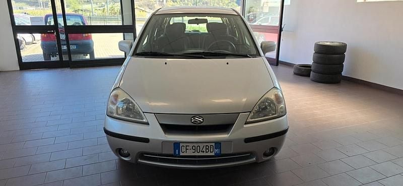 Usata Suzuki Liana Limited 103 CV (75 kW) 2003 Argento Monovolume