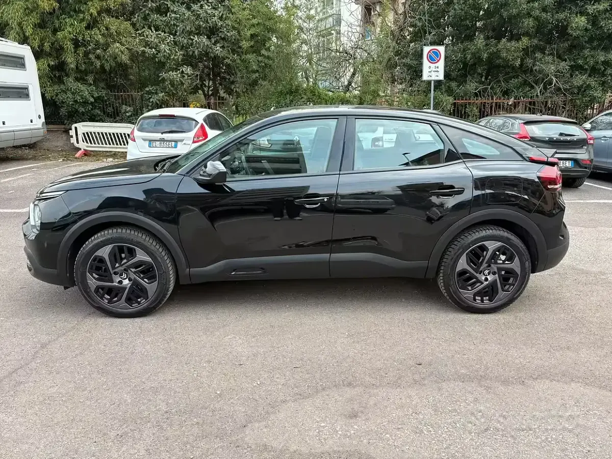 Usata Citroën C4 131 CV (96 kW) 2023 Nero SUV