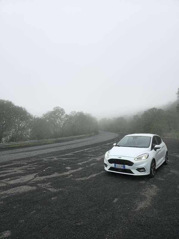 Usata Ford Fiesta ST-Line 94 CV (69 kW) 2020 Bianco Utilitaria