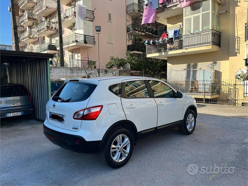 Usata Nissan Qashqai 2012 Bianco SUV