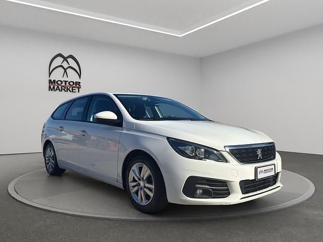 Usata Peugeot 308 SW Business-Line 100 CV (73 kW) 2018 Bianco gelato Station wagon