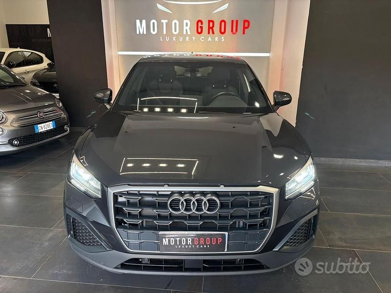 Usata Audi Q2 Ambiente 116 CV (85 kW) 2022 Grigio SUV