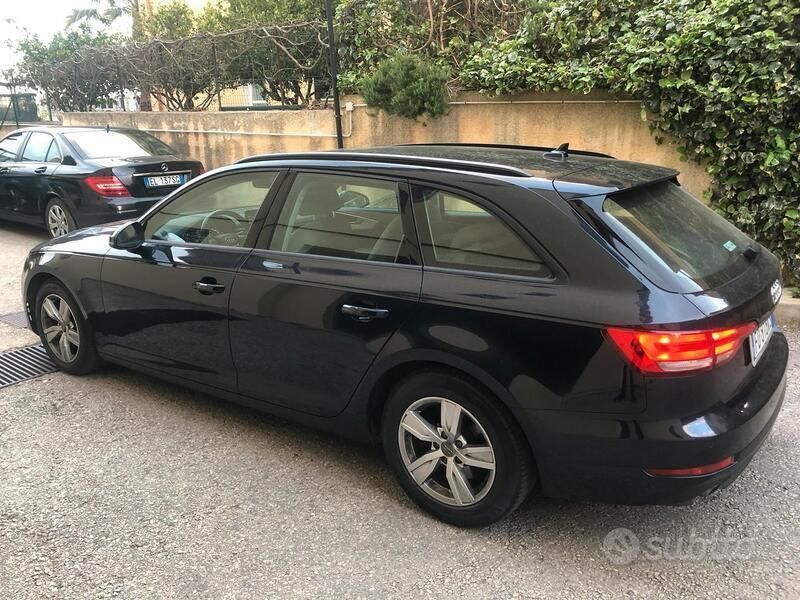 Blu Usata 2016 Audi A4 Station wagon | 10.900 € (Buon prezzo) - Immagine 1/4