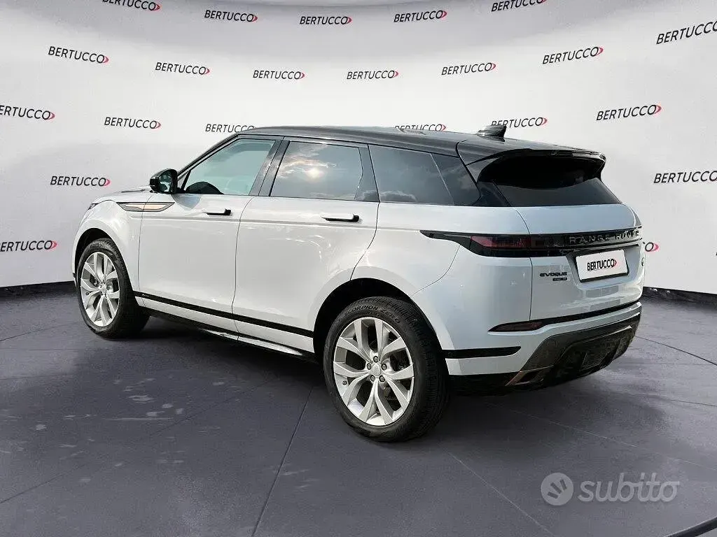 Usata Land Rover Range Rover evoque SE Dynamic 179 CV (131 kW) 2019 Bianco SUV