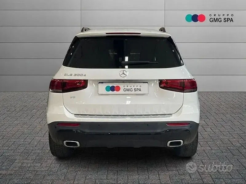 Usata Mercedes GLB200 150 CV (110 kW) 2022 Bianco SUV