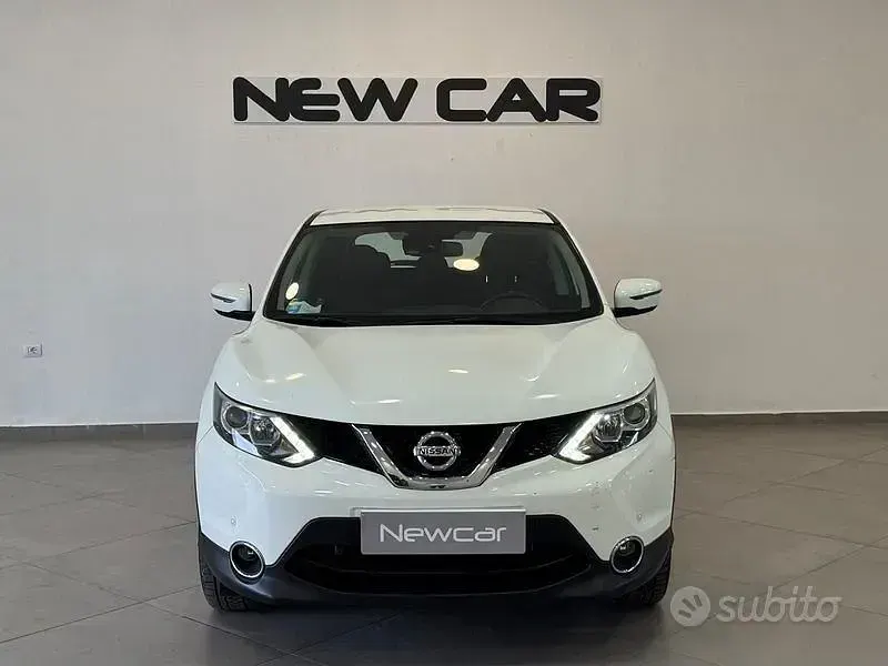 Usata Nissan Qashqai Tekna 110 CV (80 kW) 2015 Bianco SUV