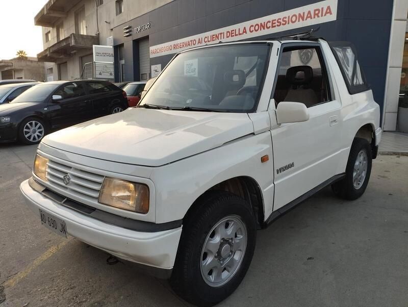 Usata Suzuki Vitara 75 CV (55 kW) 1990 Bianco SUV