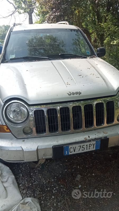 Usata Jeep Cherokee 1996 Grigio SUV