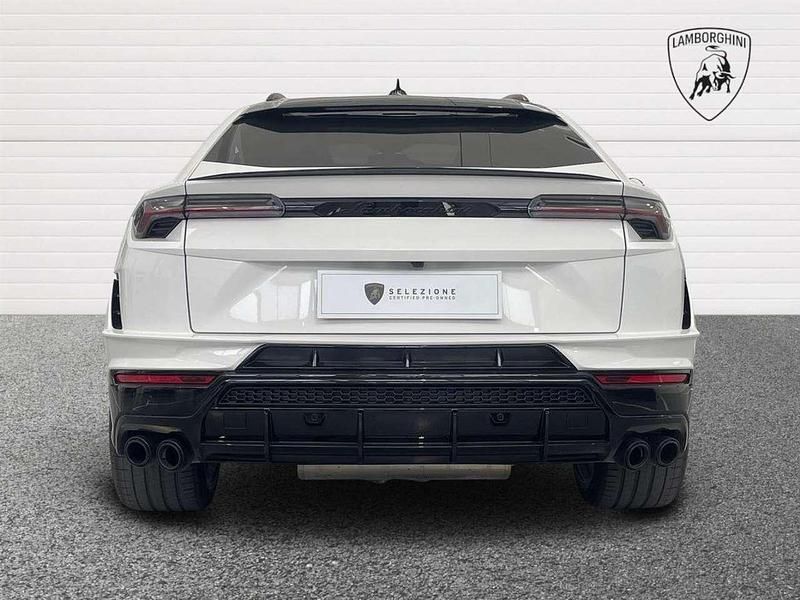 Usata Lamborghini Urus 666 CV (489 kW) 2025 Bianco monocerus SUV