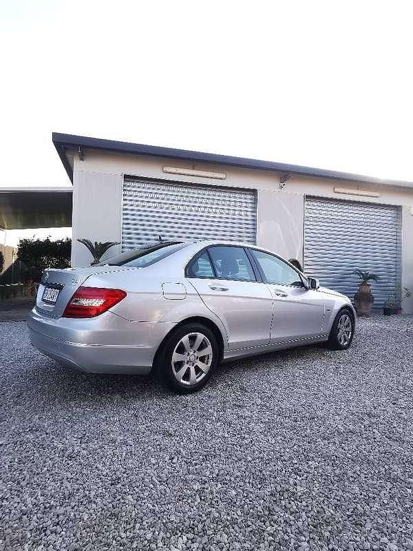 Usata Mercedes C220 Avantgarde 170 CV (125 kW) 2012 Argento Berlina