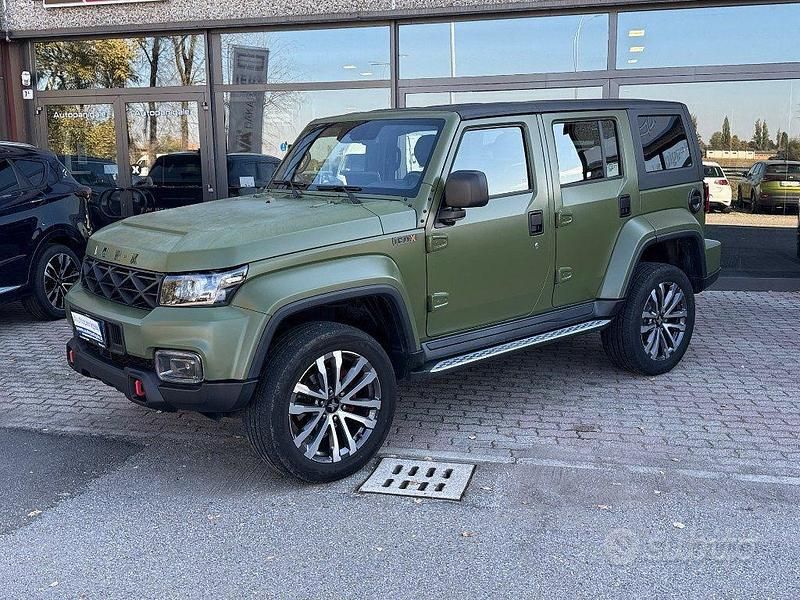 Verde opaco Usata 2024 ICH-X K2 SUV | 43.500 € (Buon prezzo) - Immagine 1/4