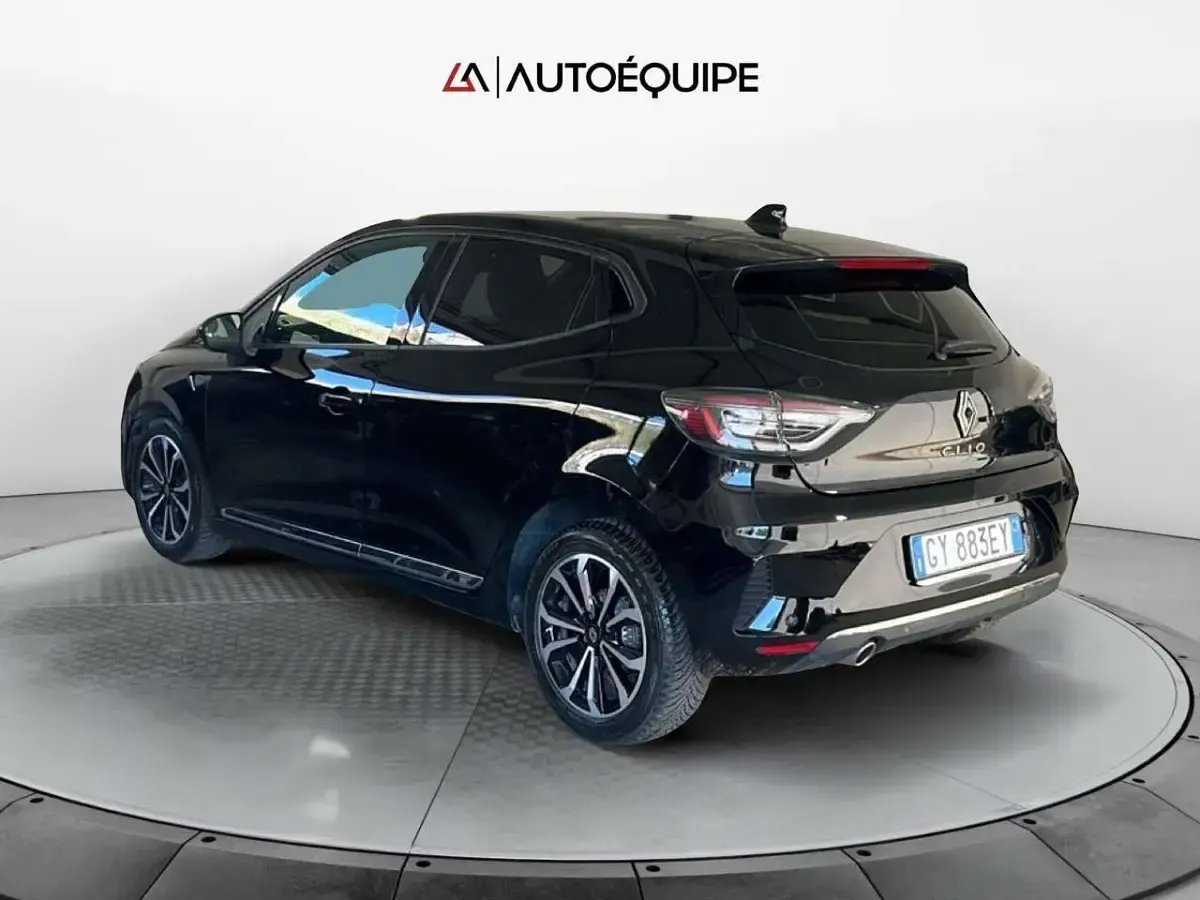 Usata Renault Clio V Techno 91 CV (66 kW) 2025 Nero Berlina